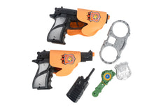 POLICE PLAYSET WITH 2 GUNS ACC 8PCE 2 ASST IN PVC BAG 26x18CM
